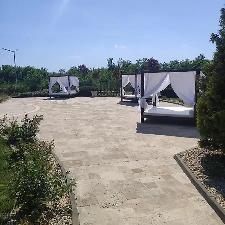 Студио София Hotell *