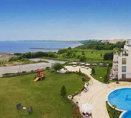 Студио София Appartement